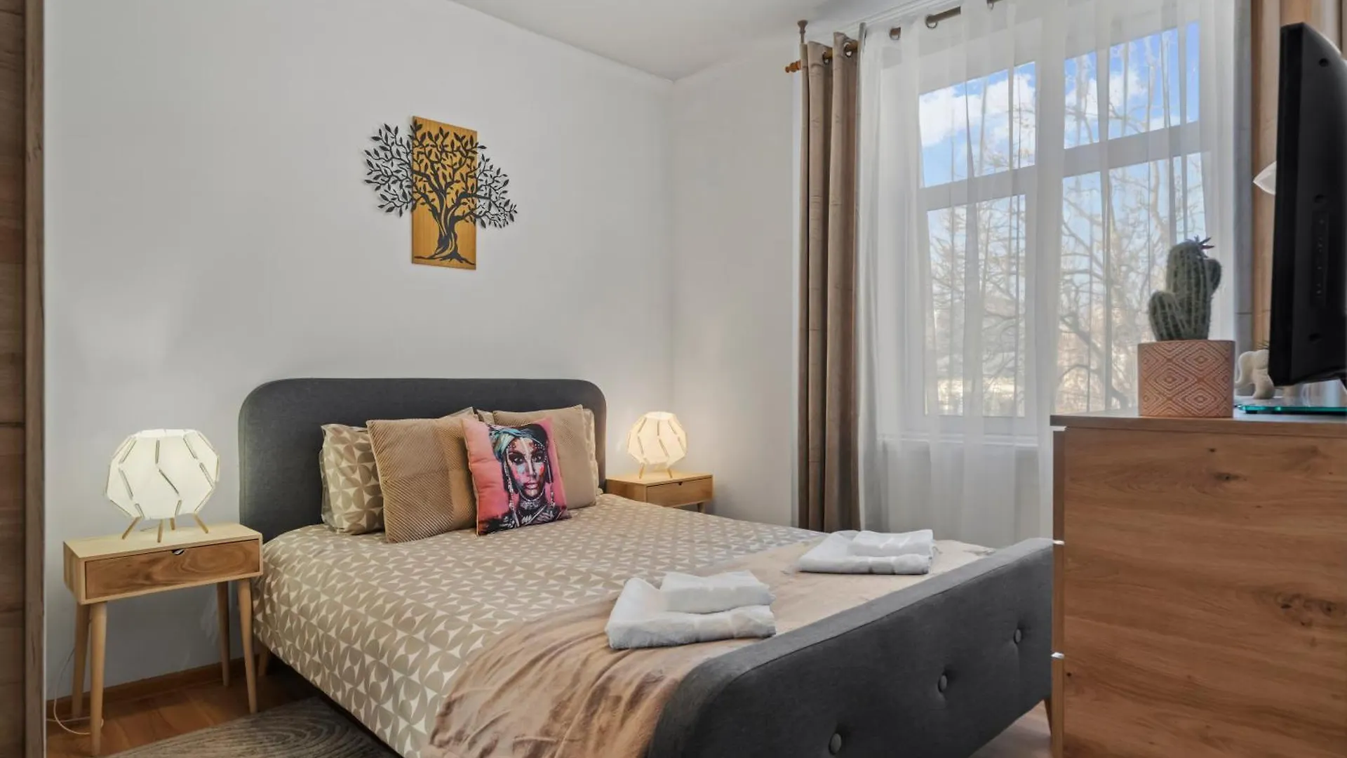 Old Town Signature Apartment Бухарест 0*,  Румыния